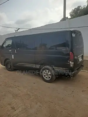 Toyota HiAce 2010 Black