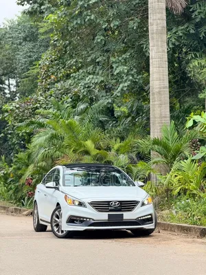 Hyundai Sonata Limited 2.0T 4dr Sedan (2.0L 4cyl Turbo 6A) 2015 White