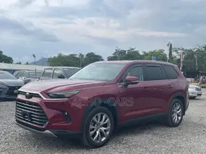 Toyota Highlander 2025 Maroon