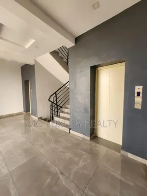 3bdrm Apartment in Lekki Phase 1 for rent