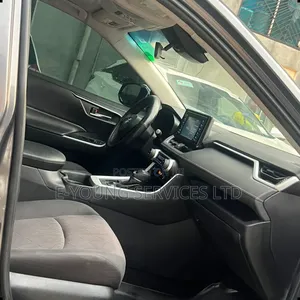 Toyota RAV4 2020 Gray
