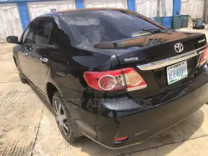 Toyota Corolla 2010 Black