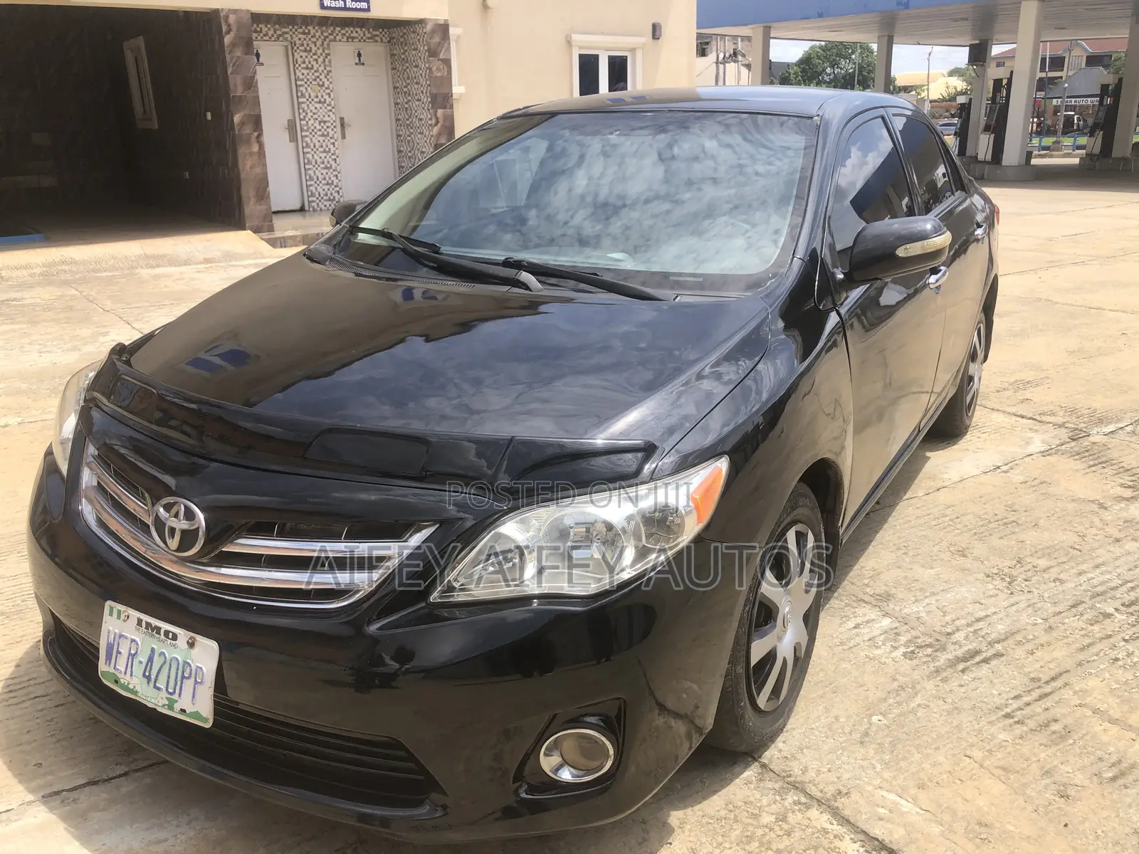 Toyota Corolla 2010 Black