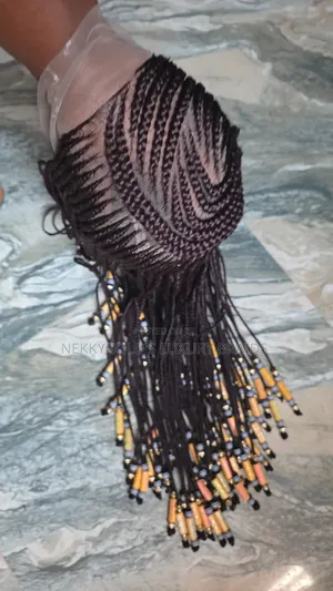 C Curve Cornrows With Beeds