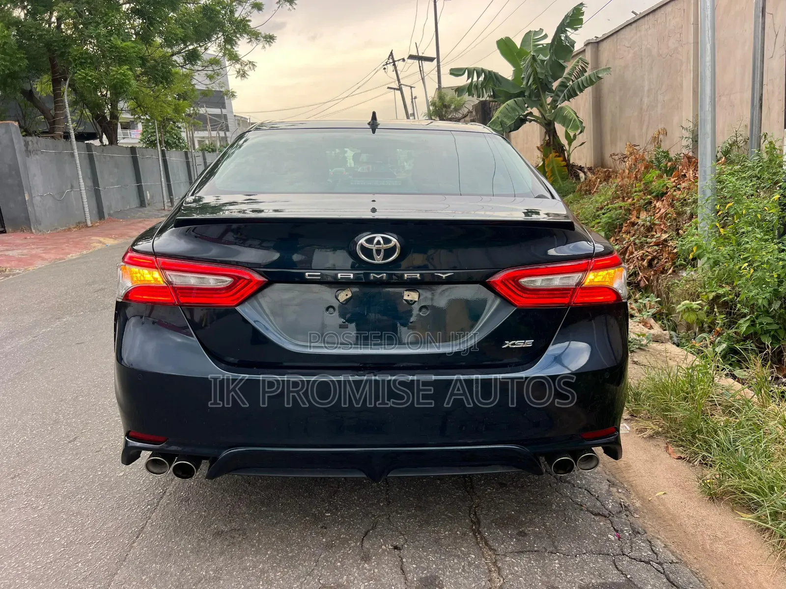 Toyota Camry 2019 Blue