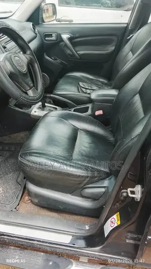Toyota RAV4 2004 Black