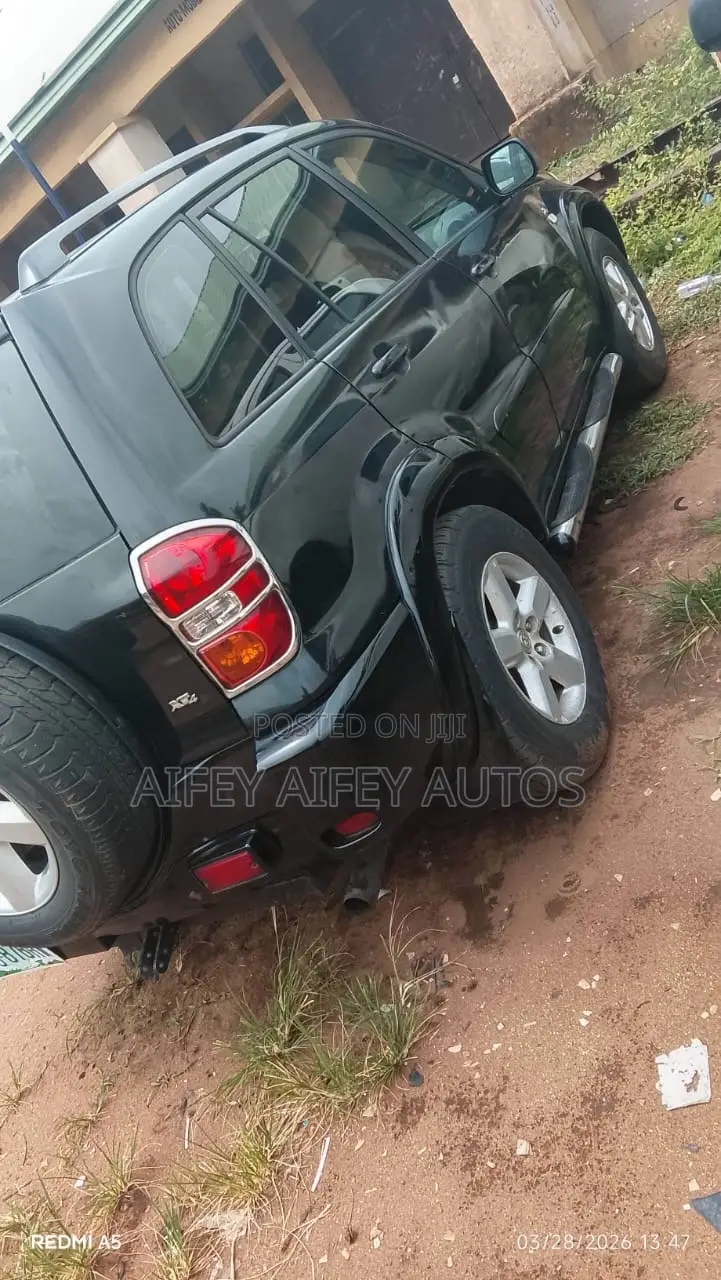 Toyota RAV4 2004 Black