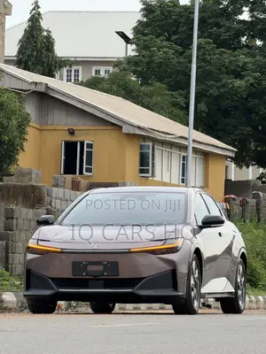 New Toyota bZ3 2025 Gold
