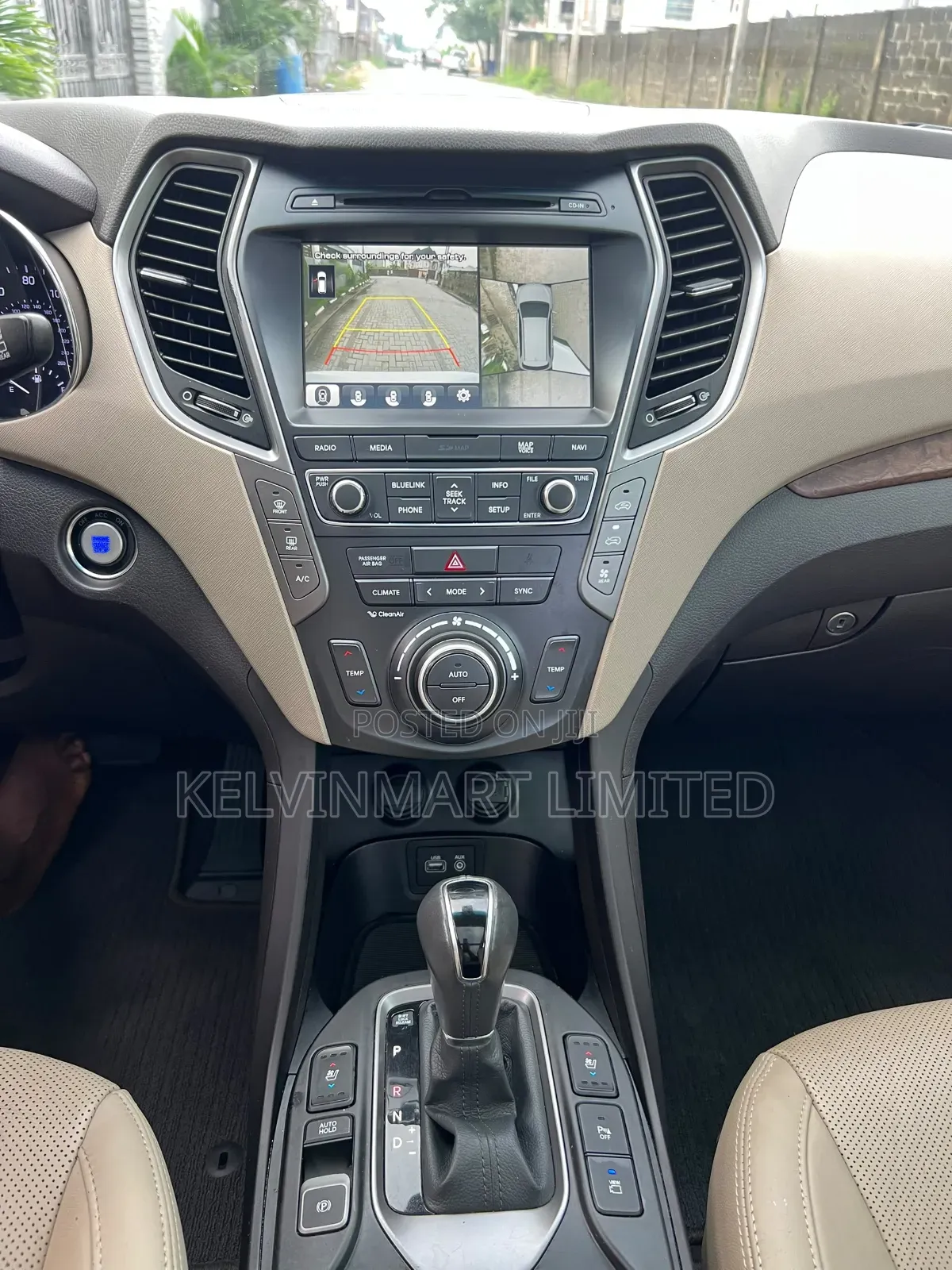 Hyundai Santa Fe 2017 White