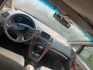 Lexus RX 2000 Gold