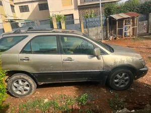 Lexus RX 2000 Gold