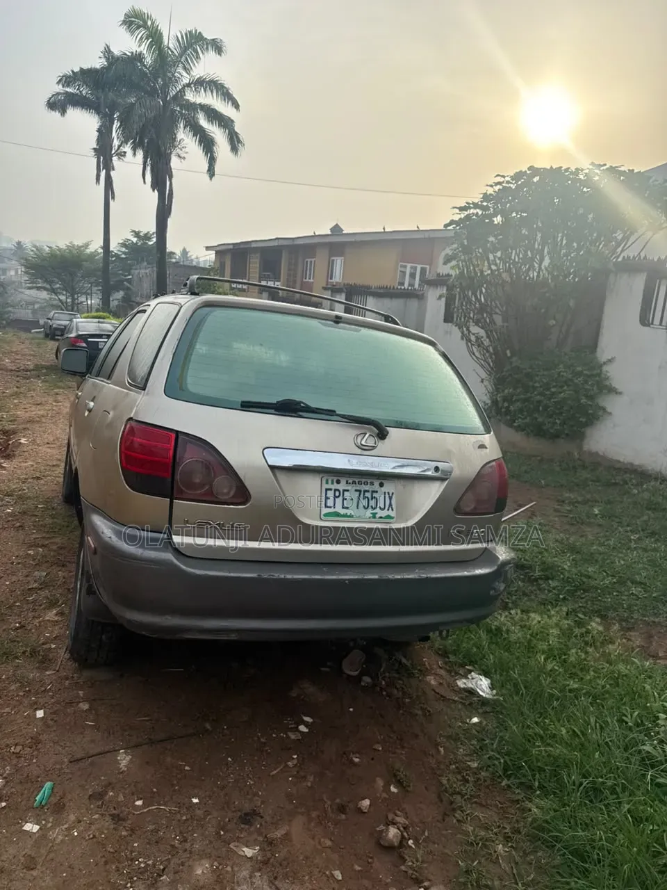 Lexus RX 2000 Gold