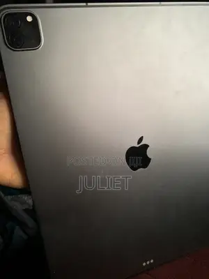 Apple iPad Pro 12.9 (2022) 128 GB Black