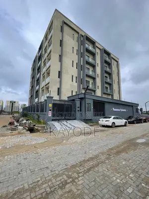 2bdrm Apartment in Lekki Phase 1 for sale