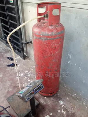 Very Clean Gas Cylinder With Full Accessories 60kg