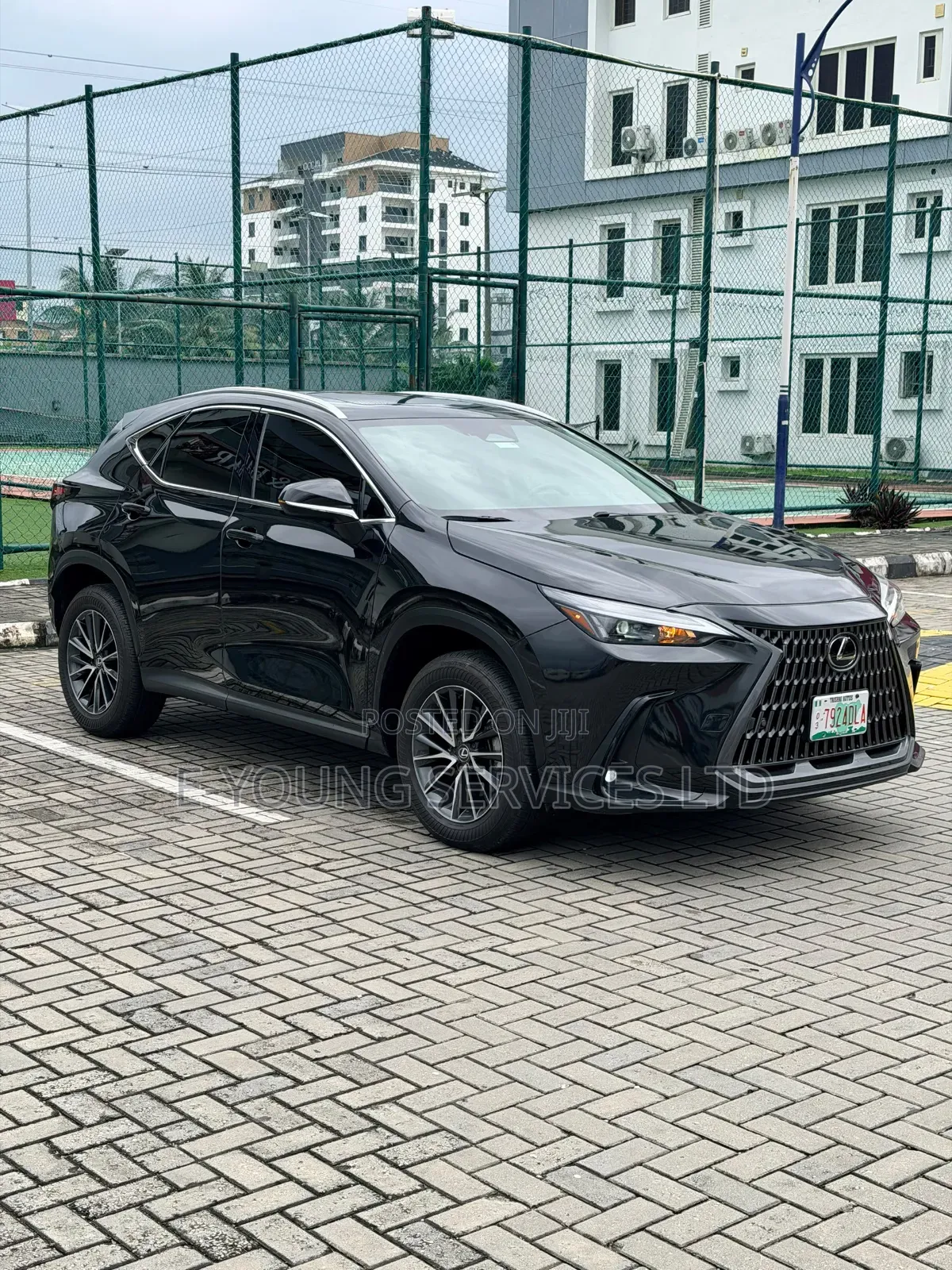 Lexus NX 2025 Black