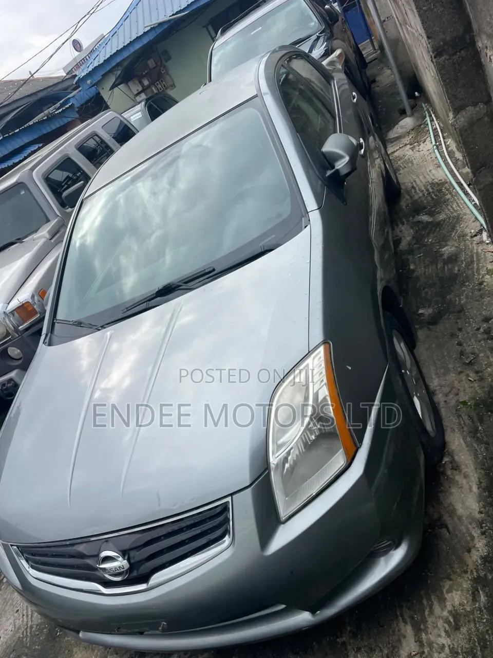 Nissan Sentra 2012 Gray