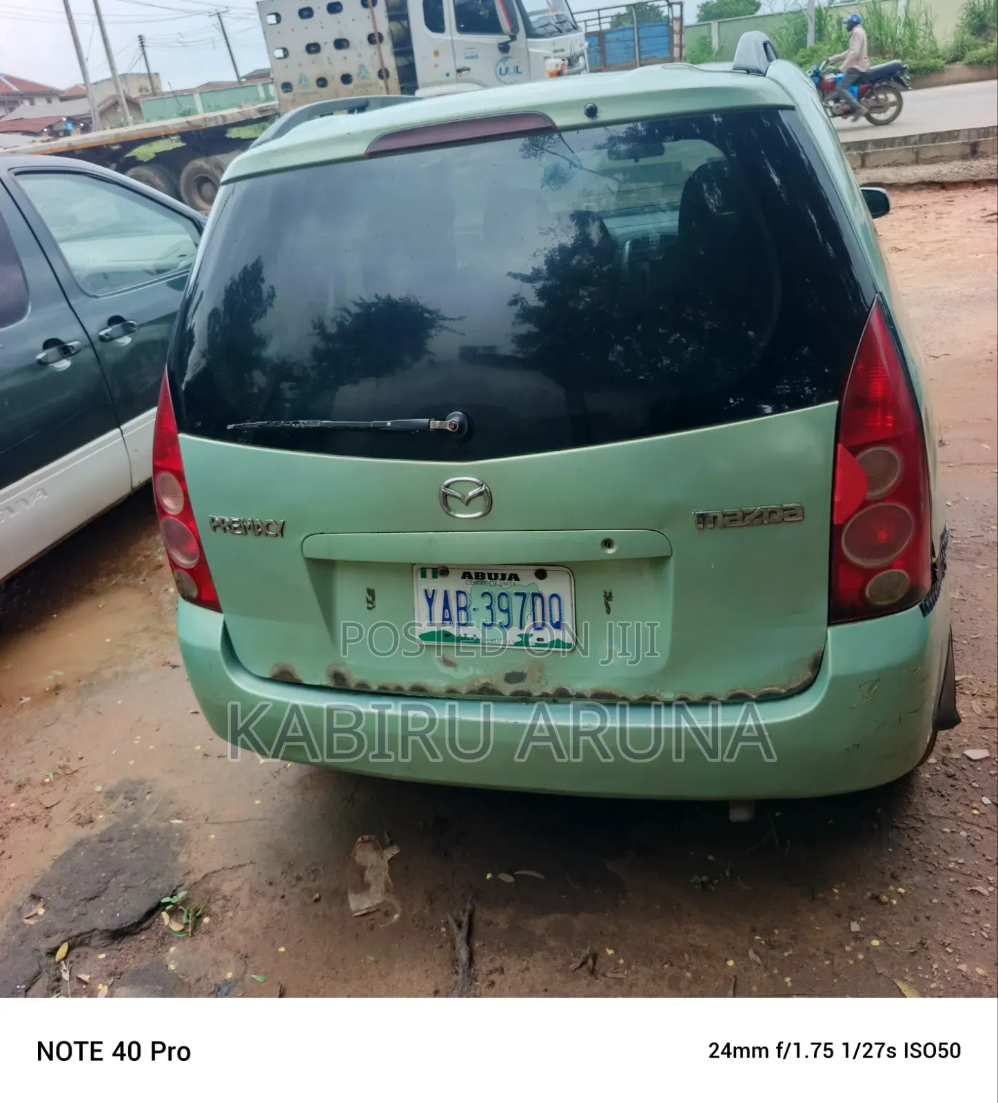 Mazda Premacy 2003 Orange
