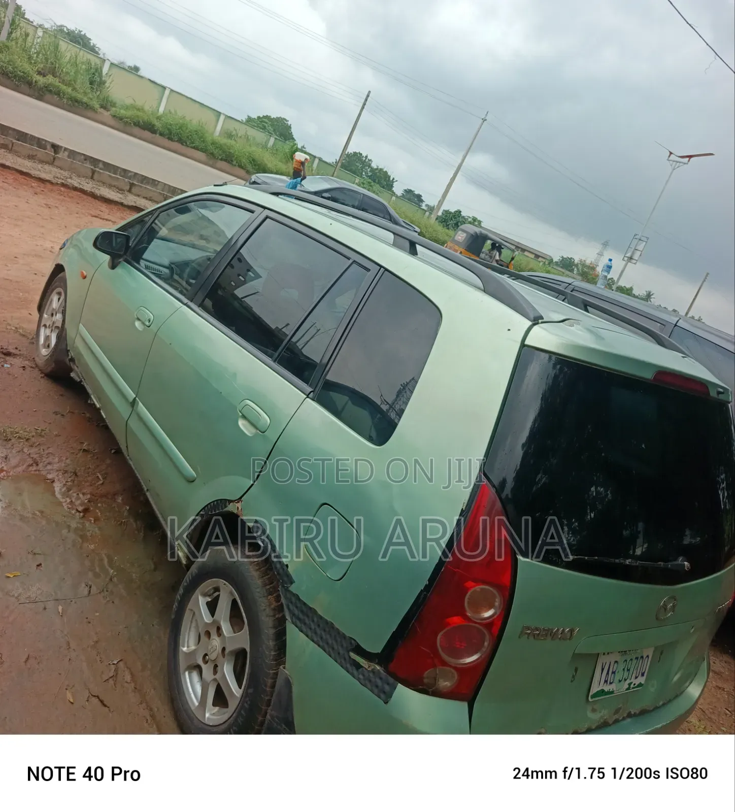 Mazda Premacy 2003 Orange