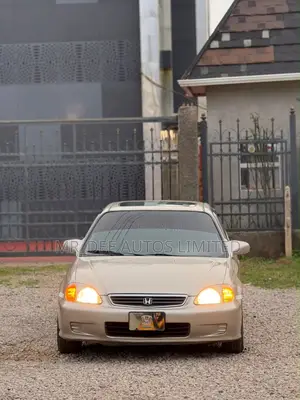 Honda Civic 2002 Gold