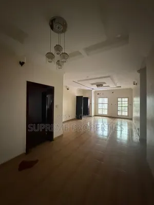3bdrm Block of Flats in Kolapo Ishola Gra, Ibadan for rent