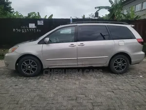 Toyota Sienna 2007 Silver