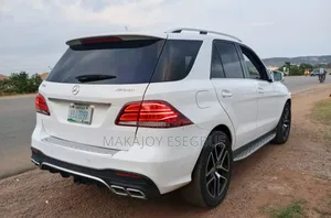 Mercedes-Benz M Class 2015 White