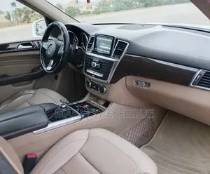 Mercedes-Benz M Class 2015 White
