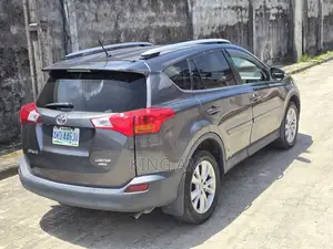 Toyota RAV4 Limited AWD (2.5L 4cyl 6A) 2013 Gray