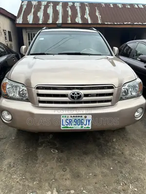 Toyota Highlander V6 2006 Gold