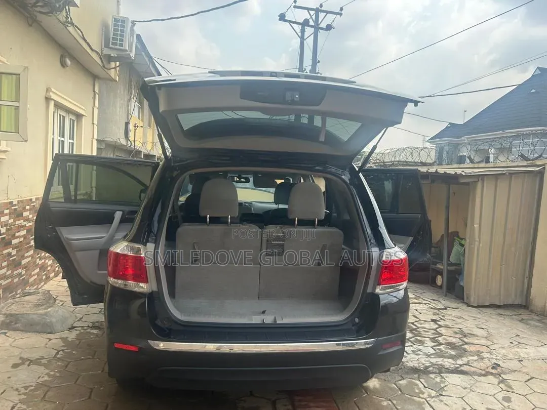 Toyota Highlander 2013 Black
