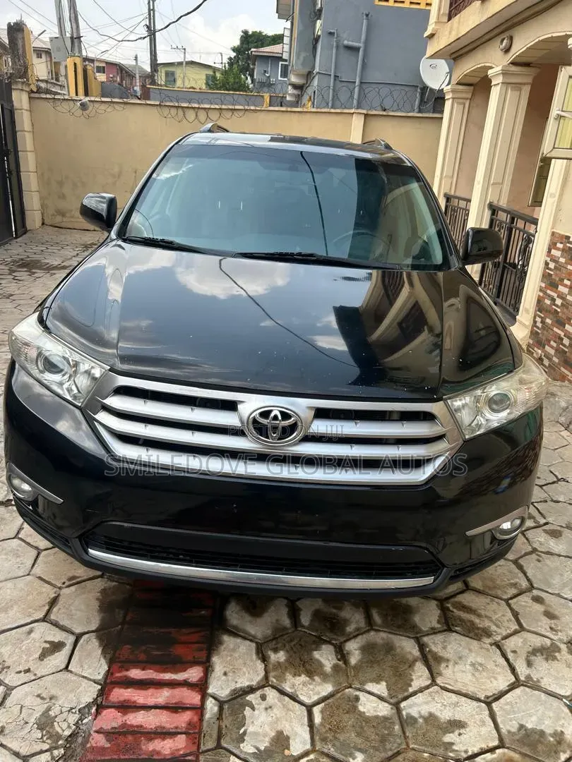 Toyota Highlander 2013 Black