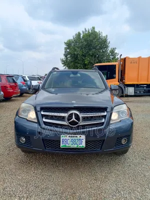 Mercedes-Benz GLK-Class 2010 Gray