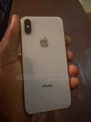 Apple iPhone X 64 GB White