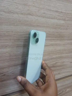Apple iPhone 15 Plus 128 GB Green