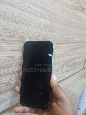 Apple iPhone 15 Plus 128 GB Green