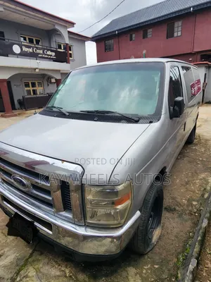 Ford E250 2008 Silver