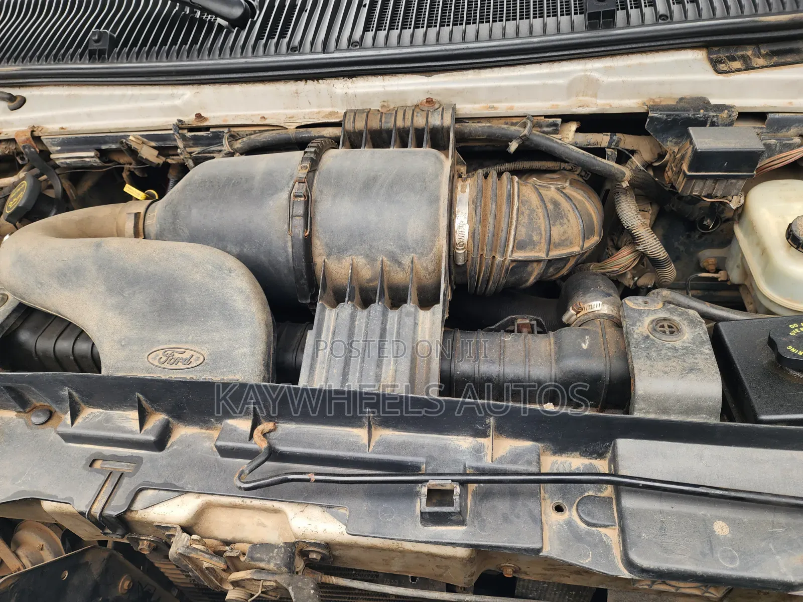 Ford E250 2008 Silver