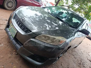 Toyota Matrix 2010 Gray