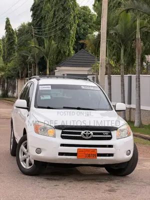 Toyota RAV4 V6 2007 White