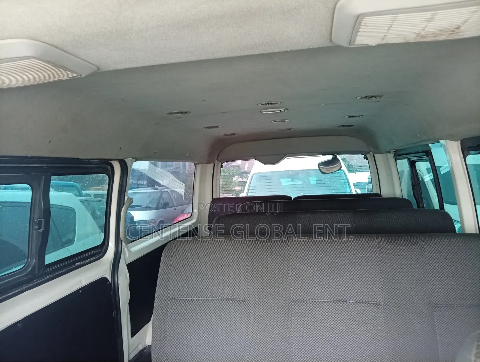 Toyota HiAce 2016 White
