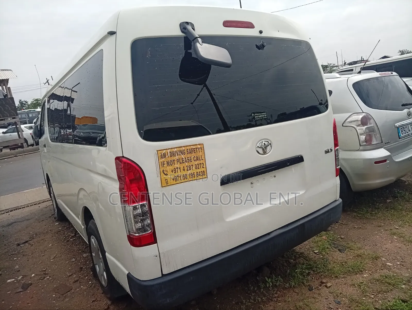 Toyota HiAce 2016 White