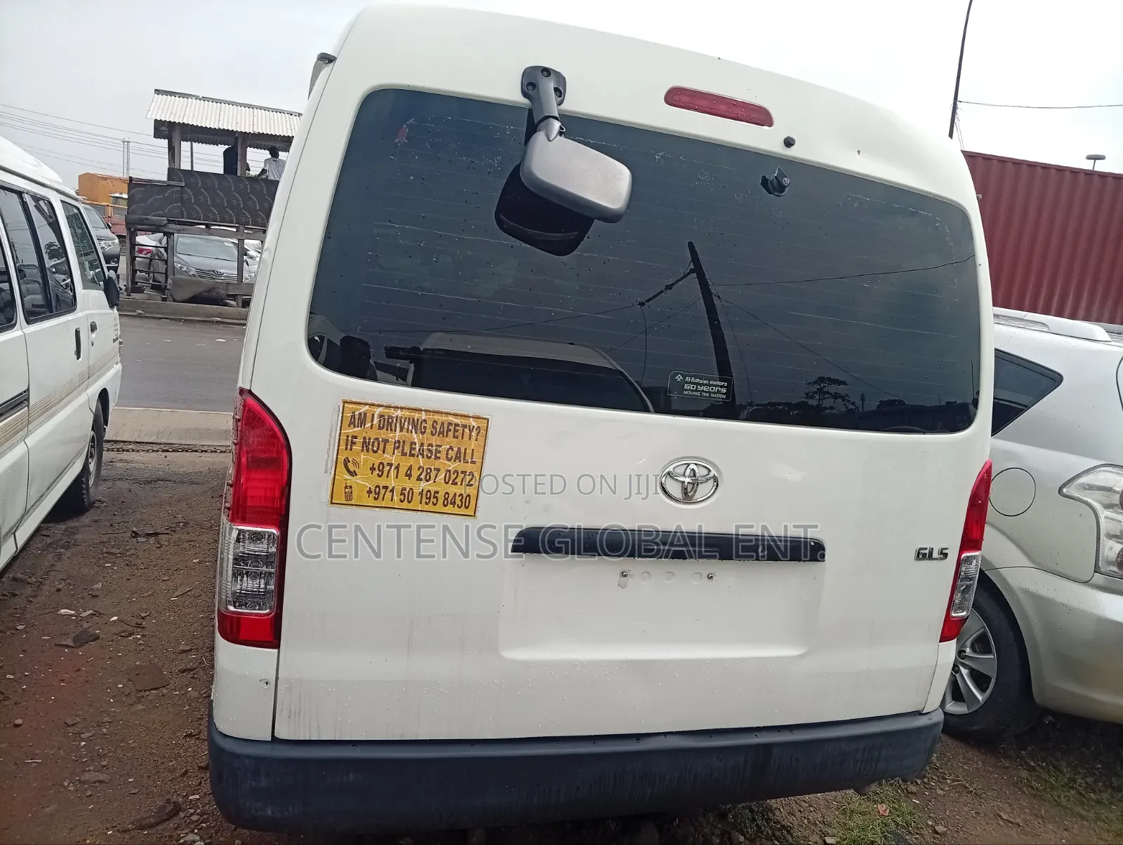 Toyota HiAce 2016 White