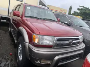 Toyota 4-Runner 2000 Red