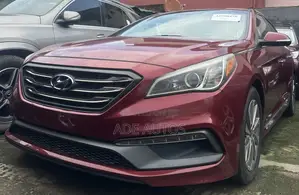 Hyundai Sonata Sport 4dr Sedan (2.4L 4cyl 6A) 2015 Red