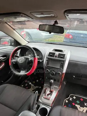 Toyota Corolla S 4dr Sedan (1.8L 4cyl 4A) 2013 Red
