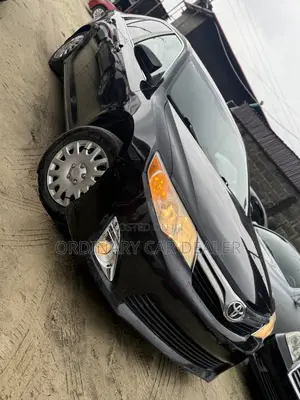 Toyota Camry LE 4dr Sedan (2.5L 4cyl 6A) 2012 Black
