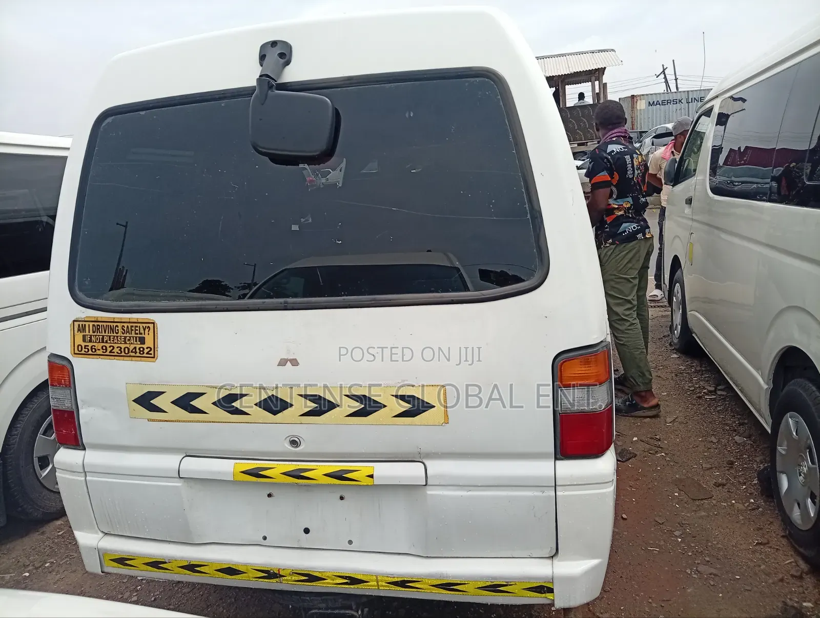Mitsubishi L300 2005 White
