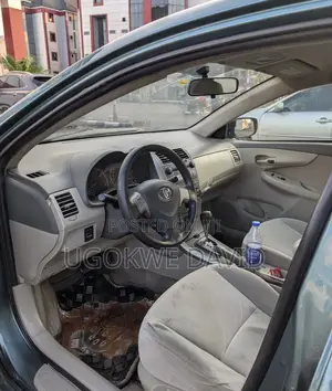 Toyota Corolla 2012 Blue