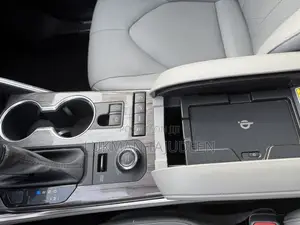 Toyota Highlander Platinum 2021 Red